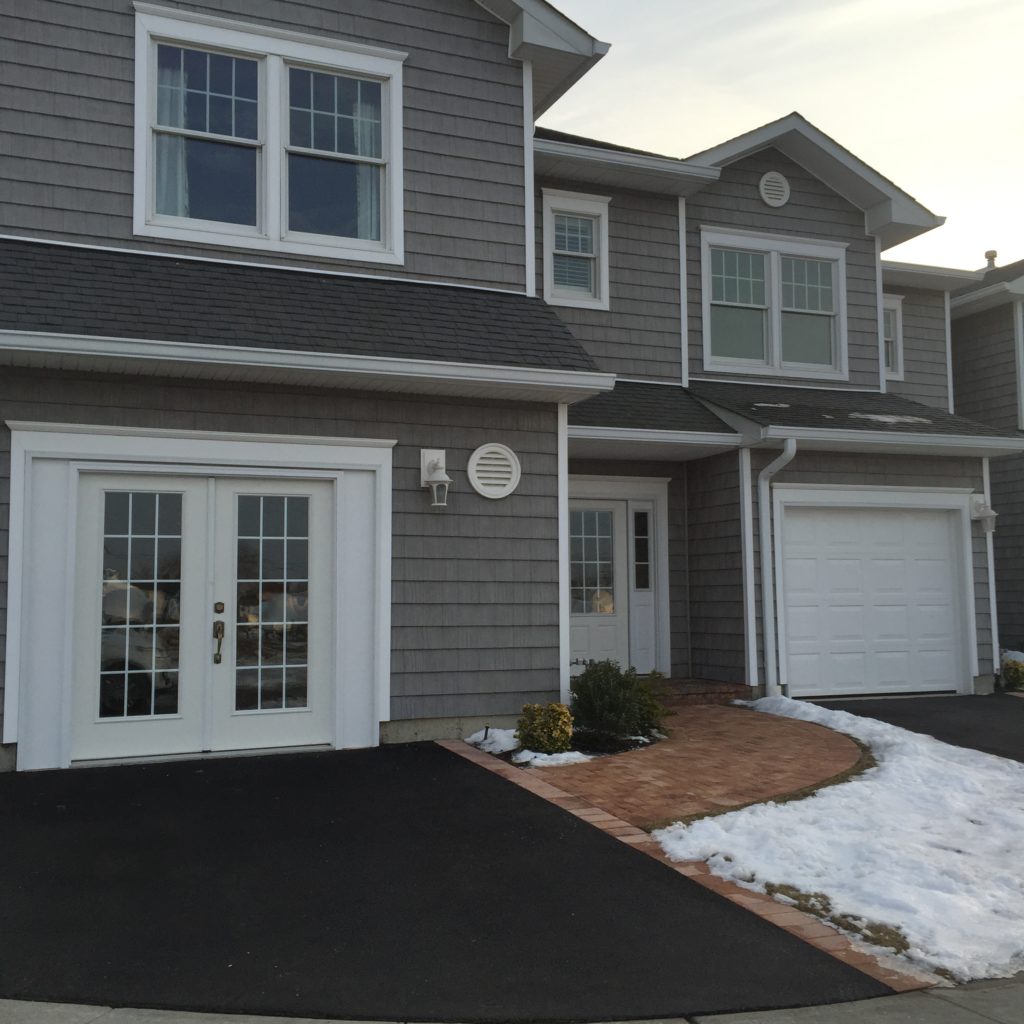 how to manifest a house