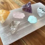 cleansing crystals with selenite